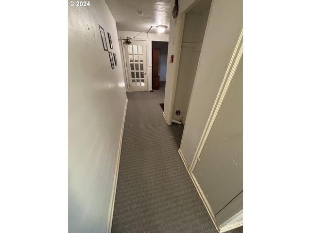 646 Se 60TH Ave, Portland, OR 97215
