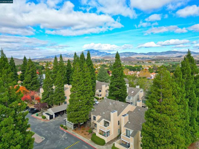 182 Eastridge Dr, San Ramon, CA 94582