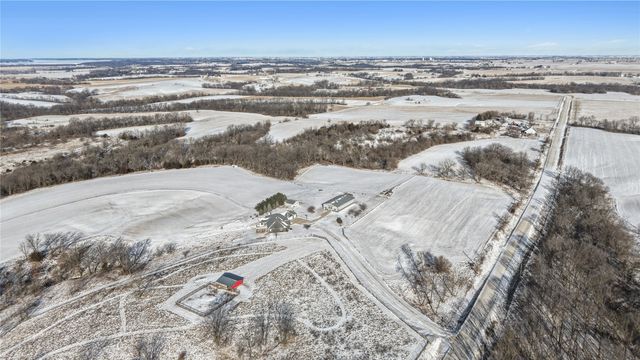 1315 245th Place, Pella, IA 50219