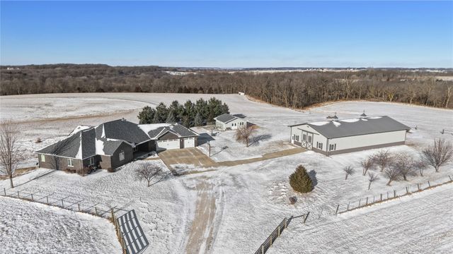 1315 245th Place, Pella, IA 50219