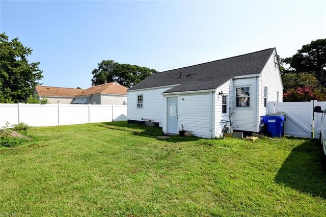 3493 Bertha ST, Norfolk, VA 23513