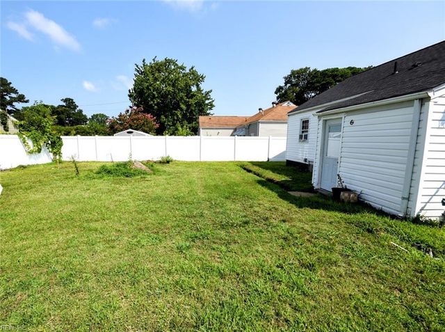 3493 Bertha ST, Norfolk, VA 23513