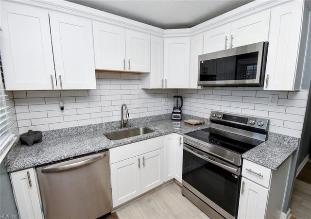 3493 Bertha ST, Norfolk, VA 23513