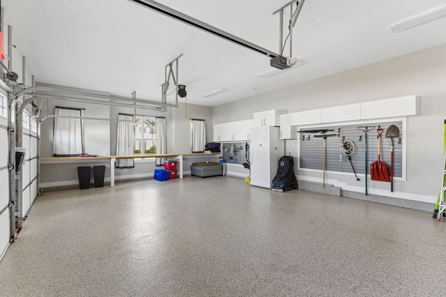 1121 Pretender Way, Columbia, TN 38401