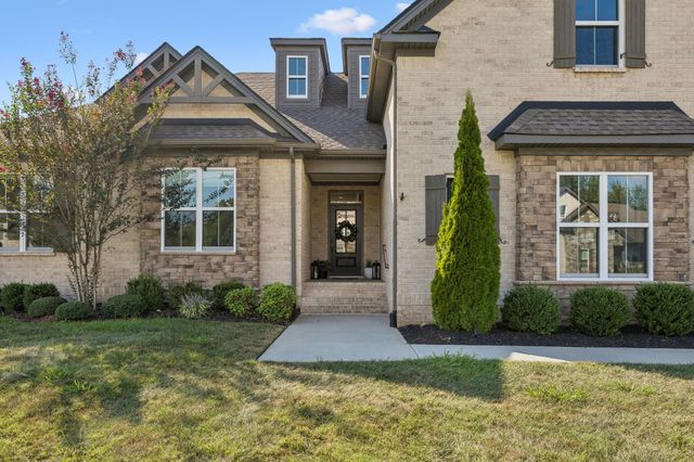 1121 Pretender Way, Columbia, TN 38401