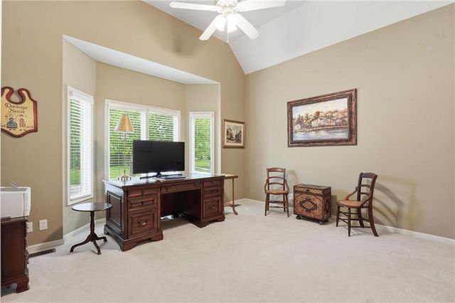 16058 Cambridge Circle, Stilwell, KS 66085