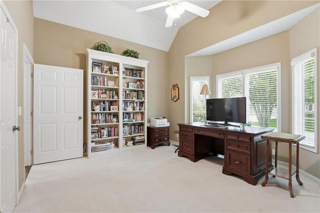 16058 Cambridge Circle, Stilwell, KS 66085