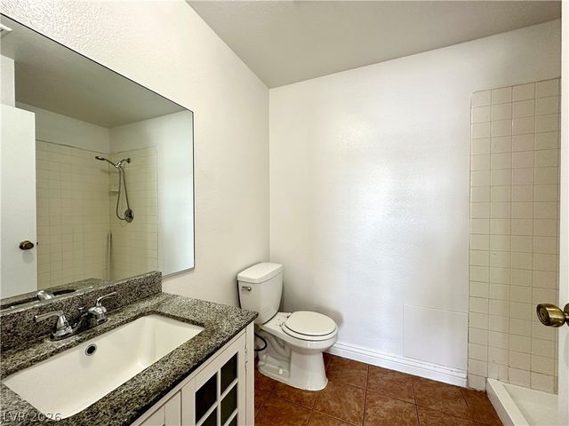 6687 West Tropicana Avenue 102, Las Vegas, NV 89103