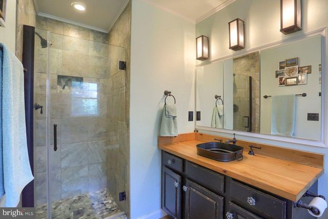 4 SMILEY DR, Mechanicsburg, PA 17050