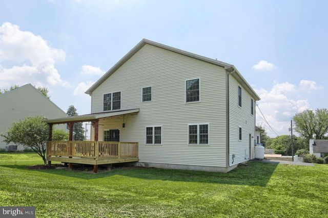 4 SMILEY DR, Mechanicsburg, PA 17050