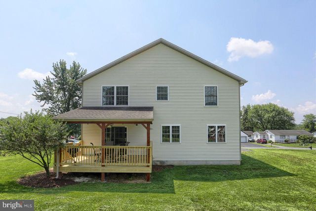 4 SMILEY DR, Mechanicsburg, PA 17050