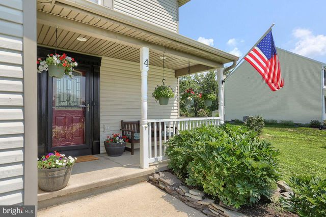 4 SMILEY DR, Mechanicsburg, PA 17050