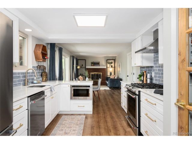 7047 Cole Ct, Arvada, CO 80004