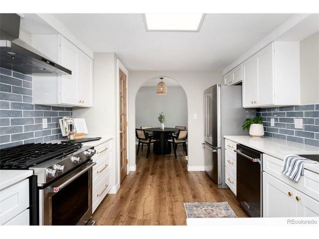 7047 Cole Ct, Arvada, CO 80004