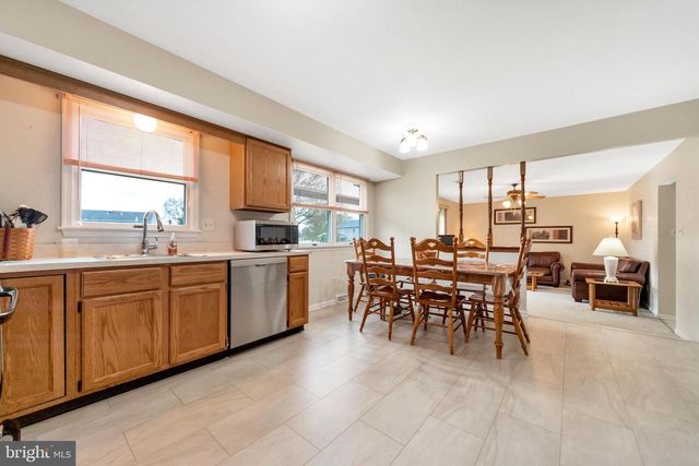 1072 INDEPENDENCE WAY, Hatfield, PA 19440