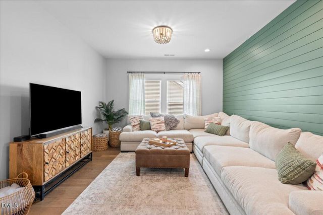 2700 Tunstall Grove Drive, Apex, NC 27523