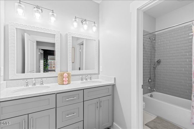 2700 Tunstall Grove Drive, Apex, NC 27523