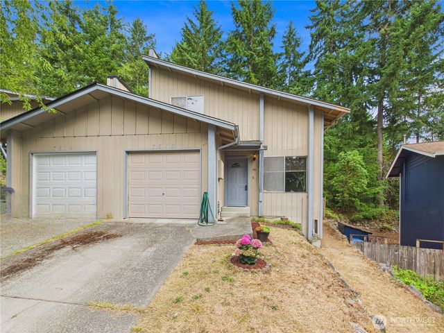 7610 Shilohwood Place NW, Bremerton, WA 98311