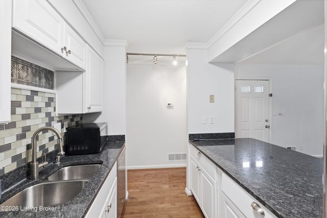 3110 Bushmill Park, Louisville, KY 40241