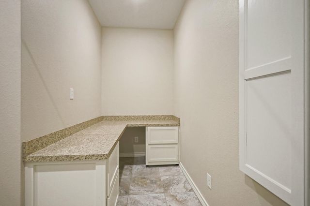 6812 1st Street, Lubbock, TX 79416