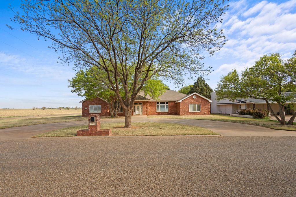 6812 1st Street, Lubbock, TX 79416