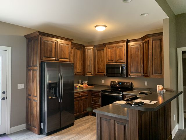 145 Michael Cir, Lawrenceburg, TN 38464