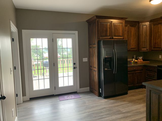 145 Michael Cir, Lawrenceburg, TN 38464