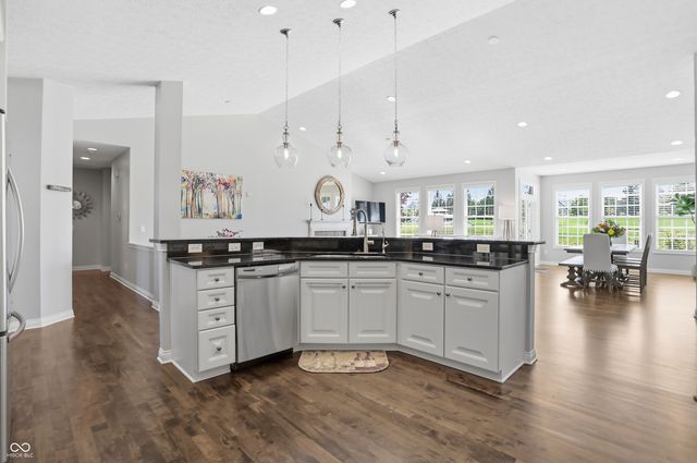 15486 Mission Hills Drive, Carmel, IN 46033