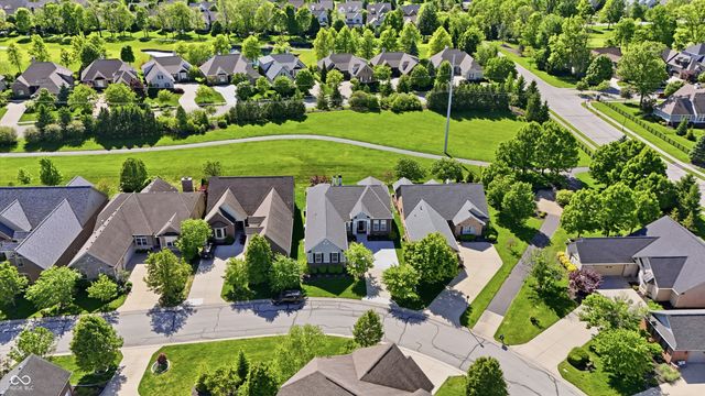 15486 Mission Hills Drive, Carmel, IN 46033