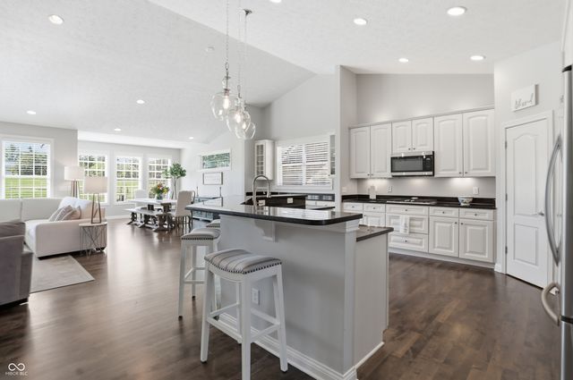 15486 Mission Hills Drive, Carmel, IN 46033