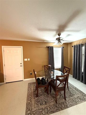 1411 Pinehurst Street, Sulphur, LA 70665