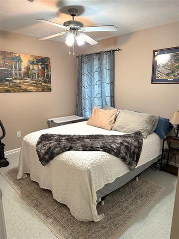 1411 Pinehurst Street, Sulphur, LA 70665