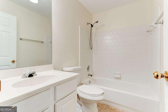 4028 Oak Glenn Drive, Duluth, GA 30096