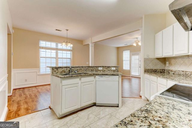 4028 Oak Glenn Drive, Duluth, GA 30096