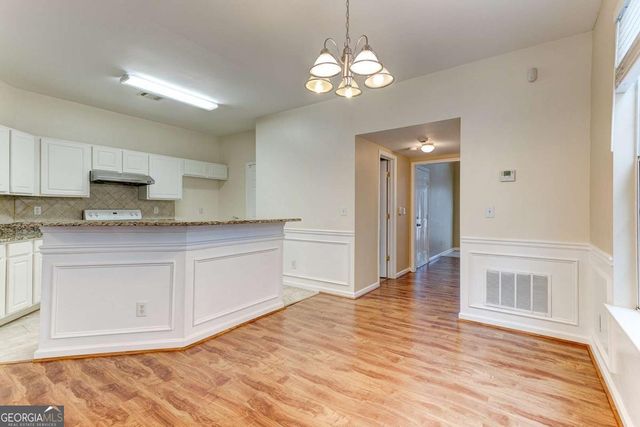 4028 Oak Glenn Drive, Duluth, GA 30096