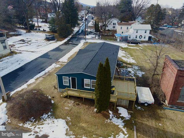 15 REBECCA ST, Wernersville, PA 19565