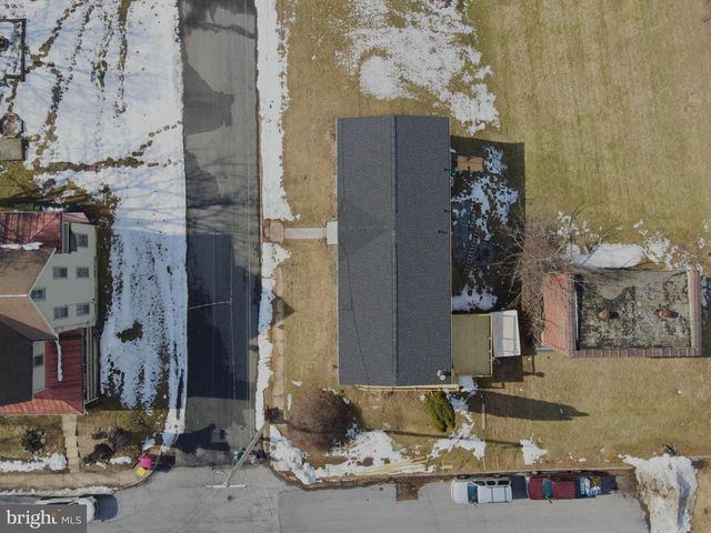 15 REBECCA ST, Wernersville, PA 19565