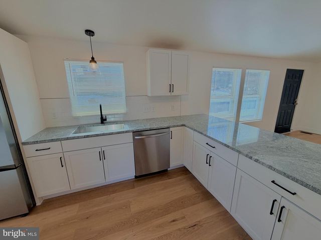 15 REBECCA ST, Wernersville, PA 19565