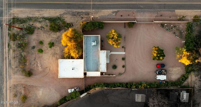 385 N TOMAHAWK Road, Apache Junction, AZ 85119