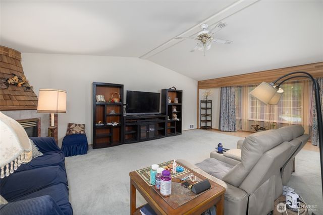 319 Shelter Bay Dr., La Conner, WA 98257