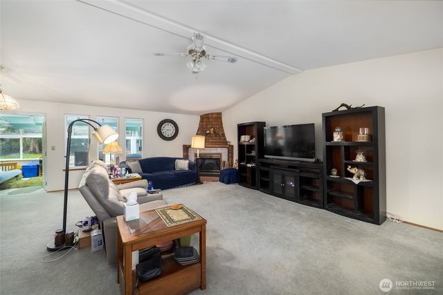 319 Shelter Bay Dr., La Conner, WA 98257