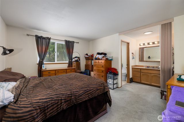 319 Shelter Bay Dr., La Conner, WA 98257