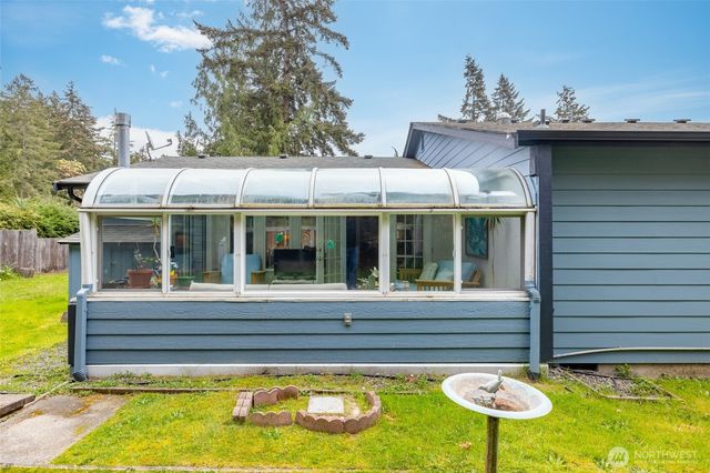 319 Shelter Bay Dr., La Conner, WA 98257