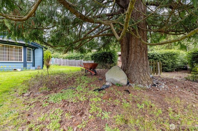 319 Shelter Bay Dr., La Conner, WA 98257