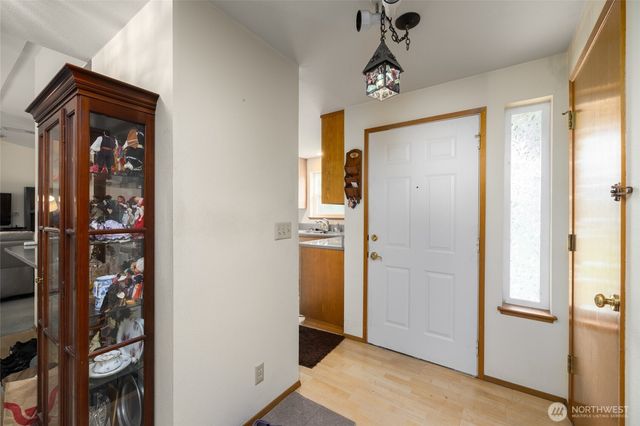 319 Shelter Bay Dr., La Conner, WA 98257