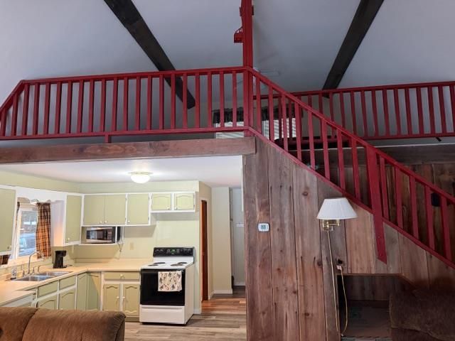 W10410 PARK LANE, Athelstane, WI 54104