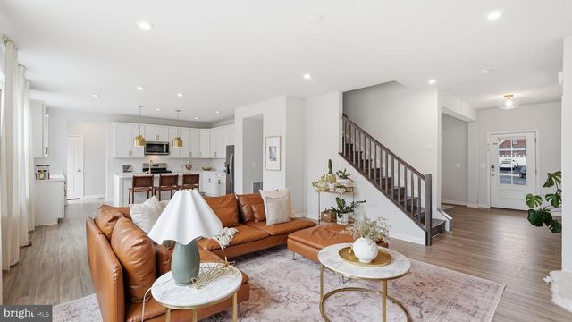 9441 DESCHAMP CT., Manassas, VA 20112