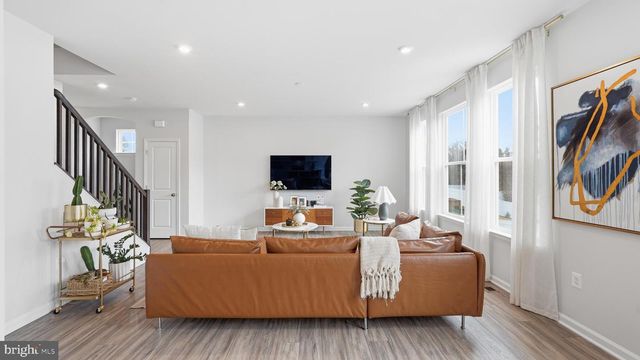 9441 DESCHAMP CT., Manassas, VA 20112