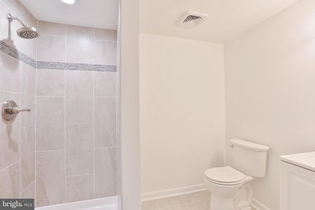 4122 LOCH LOMOND DR, Baltimore, MD 21236