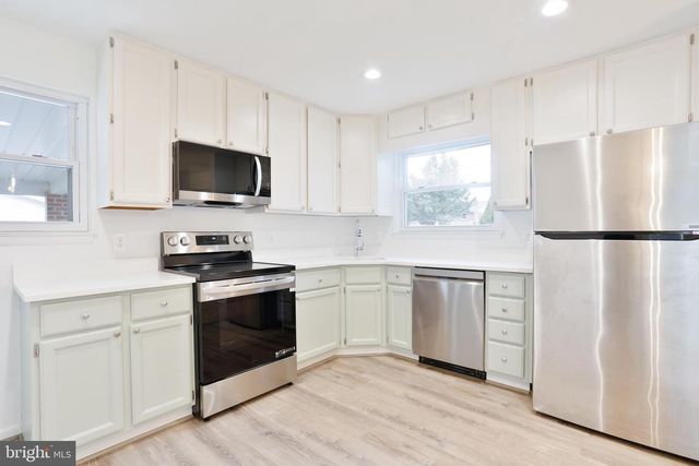 4122 LOCH LOMOND DR, Baltimore, MD 21236